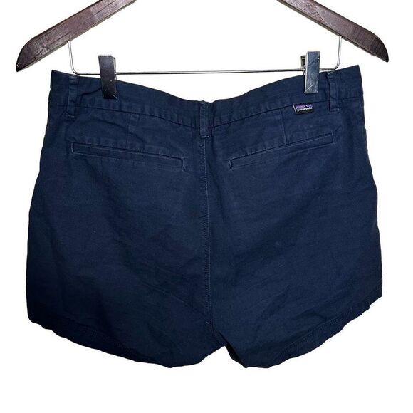Patagonia Shorts 2.5” Womens size 8 - Picture 2 of 3